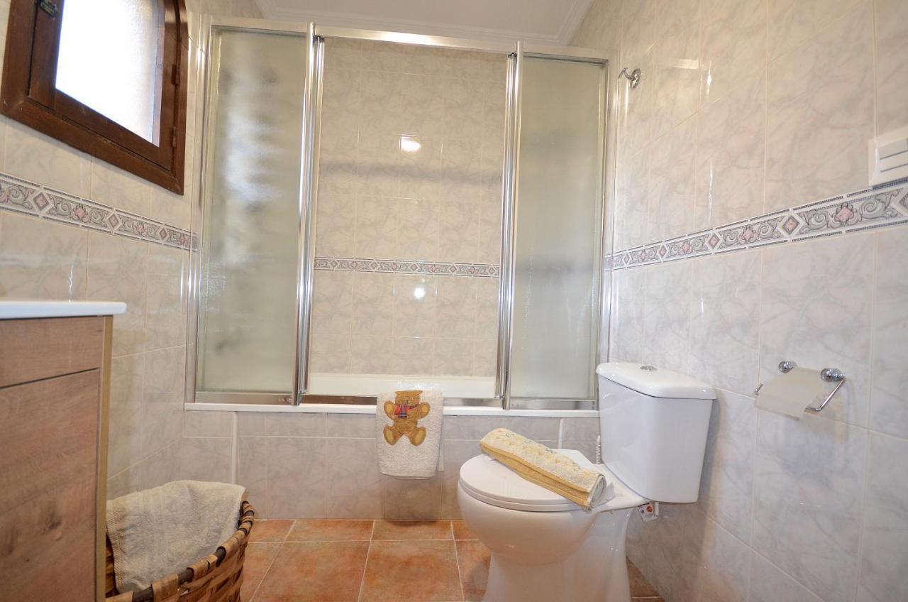 Сasa de vacaciones Agradable Adosado Con Piscina, Duchas Hidromasaje Torrevieja