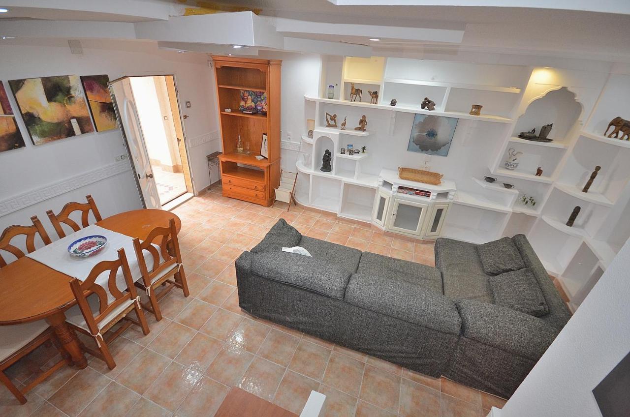 Agradable Adosado Con Piscina, Duchas Hidromasaje Torrevieja