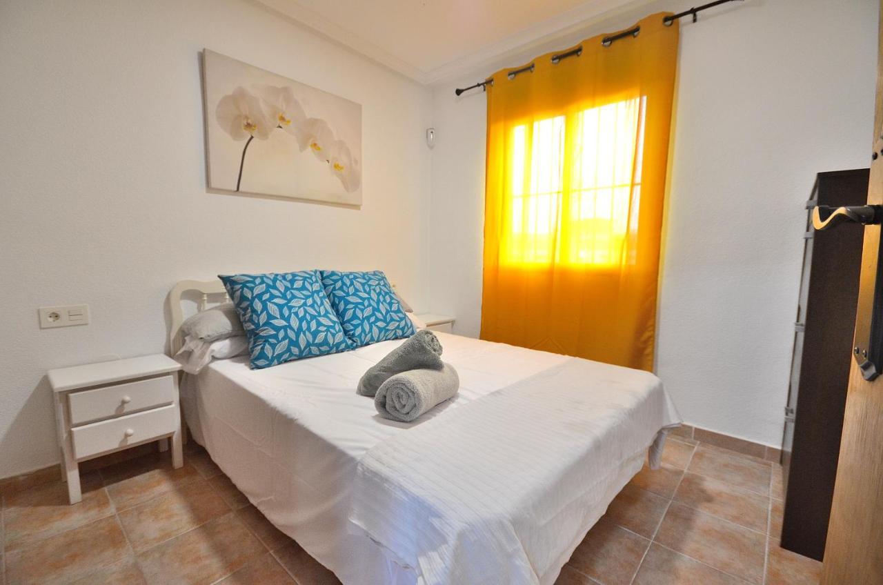 Holiday home Agradable Adosado Con Piscina, Duchas Hidromasaje *