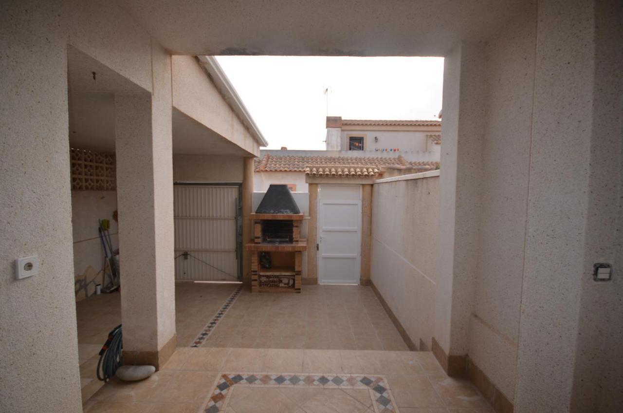 Agradable Adosado Con Piscina, Duchas Hidromasaje Holiday home *